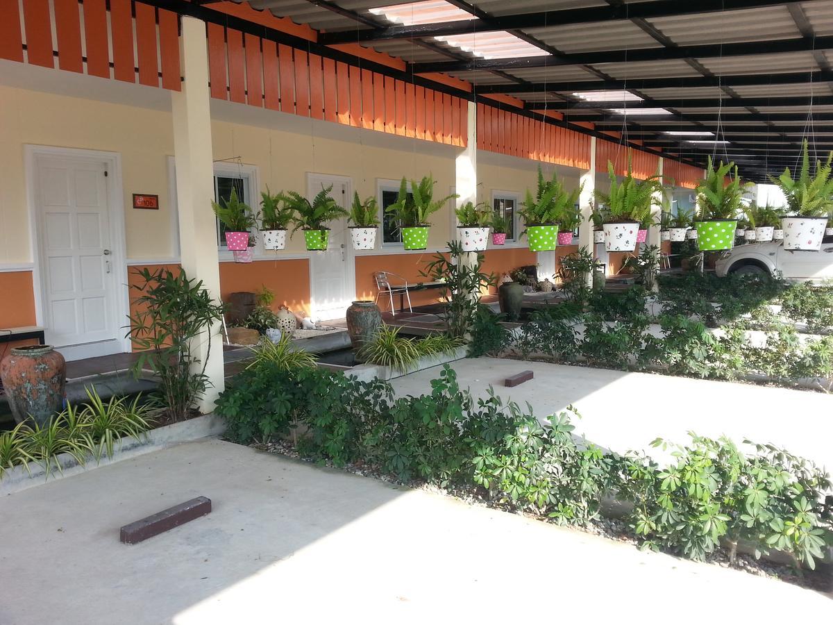 Fancy Carp Resort Cha-Am Exterior foto
