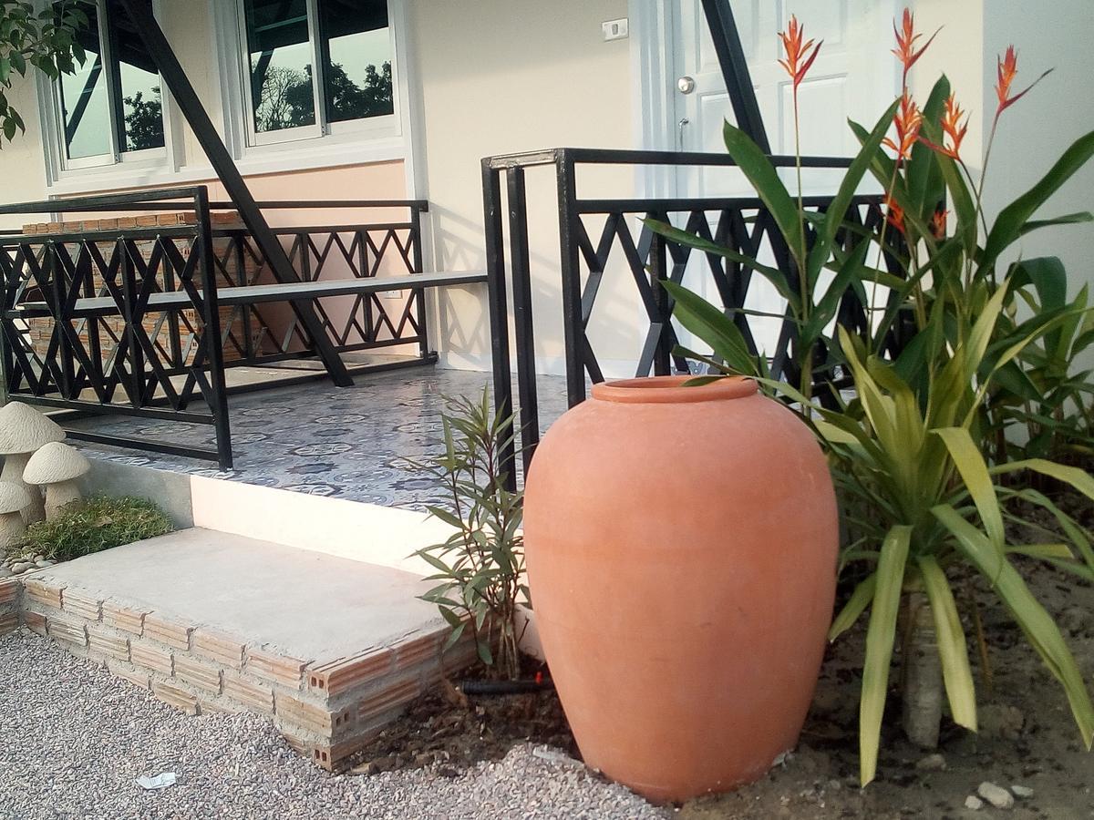 Fancy Carp Resort Cha-Am Exterior foto
